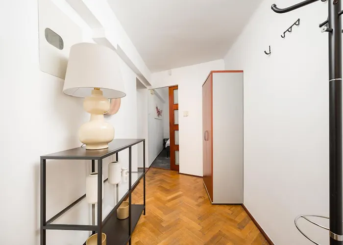 Zurawia Spacious By Bookinghost Apartment