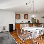 شقة Zurawia Spacious By Bookinghost