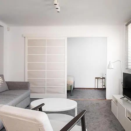 شقة Zurawia Spacious By Bookinghost *